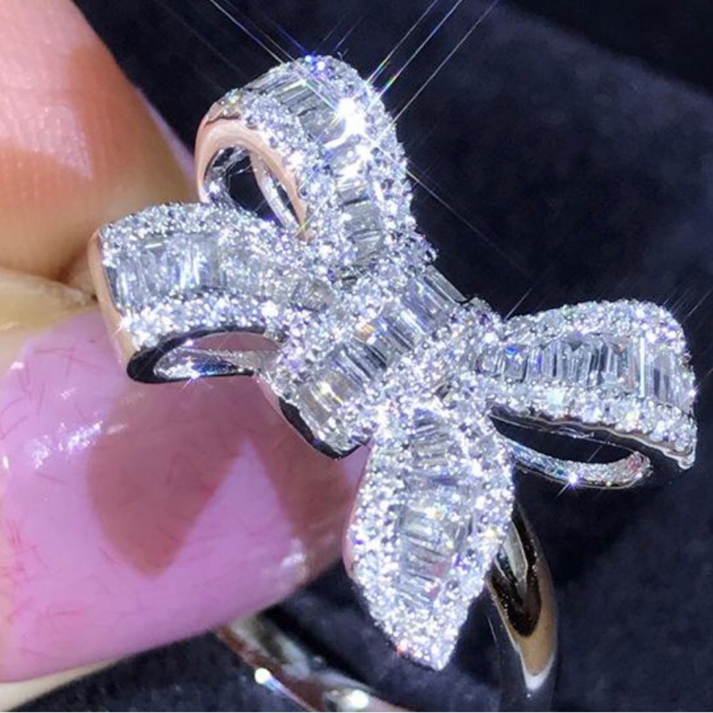 Elegant Silver Bow Ring